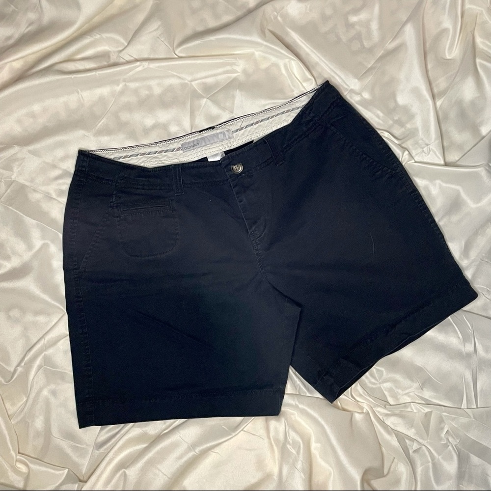 Old Navy Low Rise Black Shorts